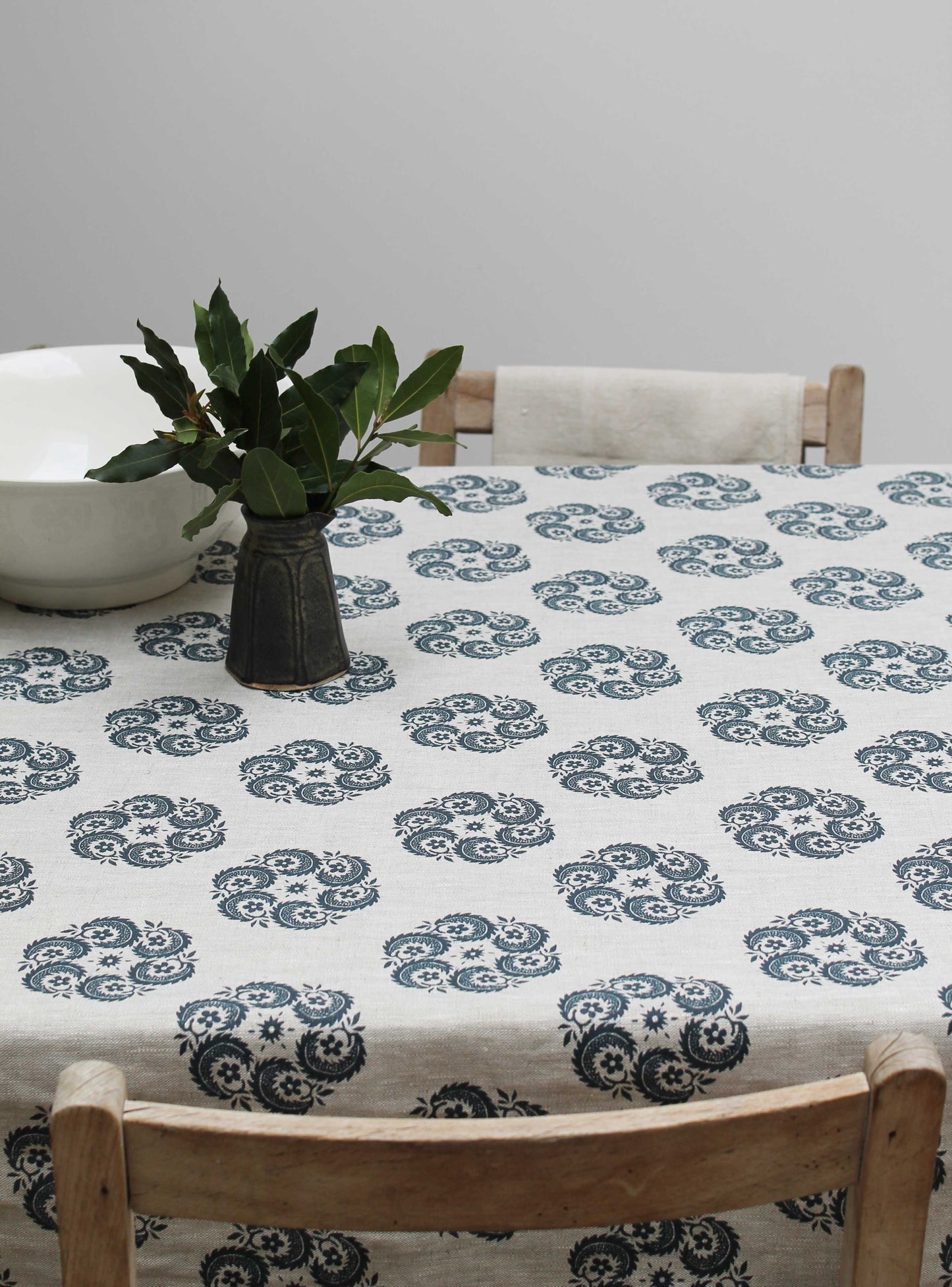 Bedoin Blue - Natural Linen