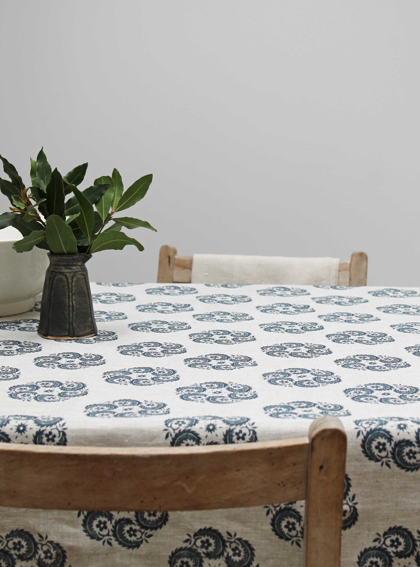 Bedoin Blue - Natural Linen