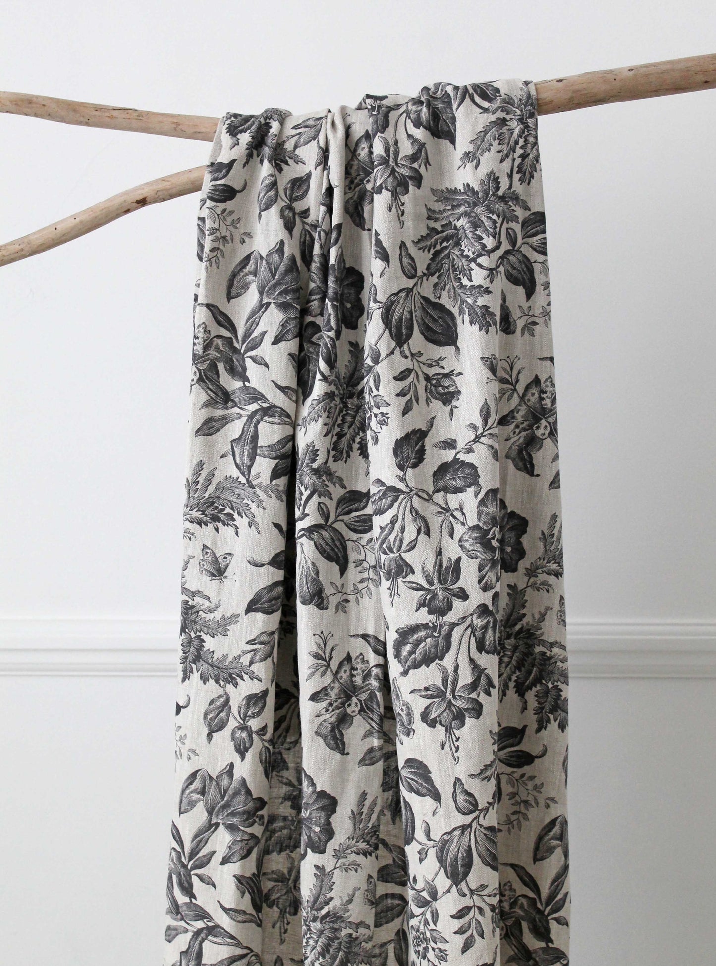 Floraison Soot - Natural Linen