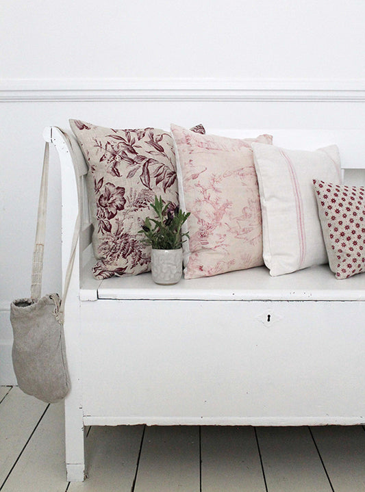 Floraison Plum Square Cushion Bench